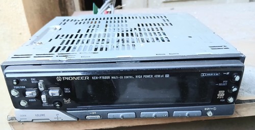 Autoradio cassette con - ,